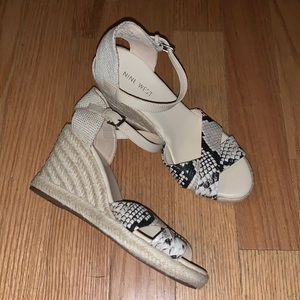 Nine West Joydyn Espadrille Wedge Sandals 7.5 M